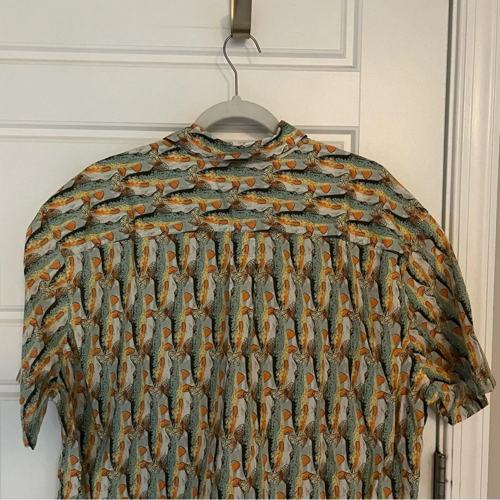 SALE Eddie Bauer Men’s Fish Button Down Shirt | XL